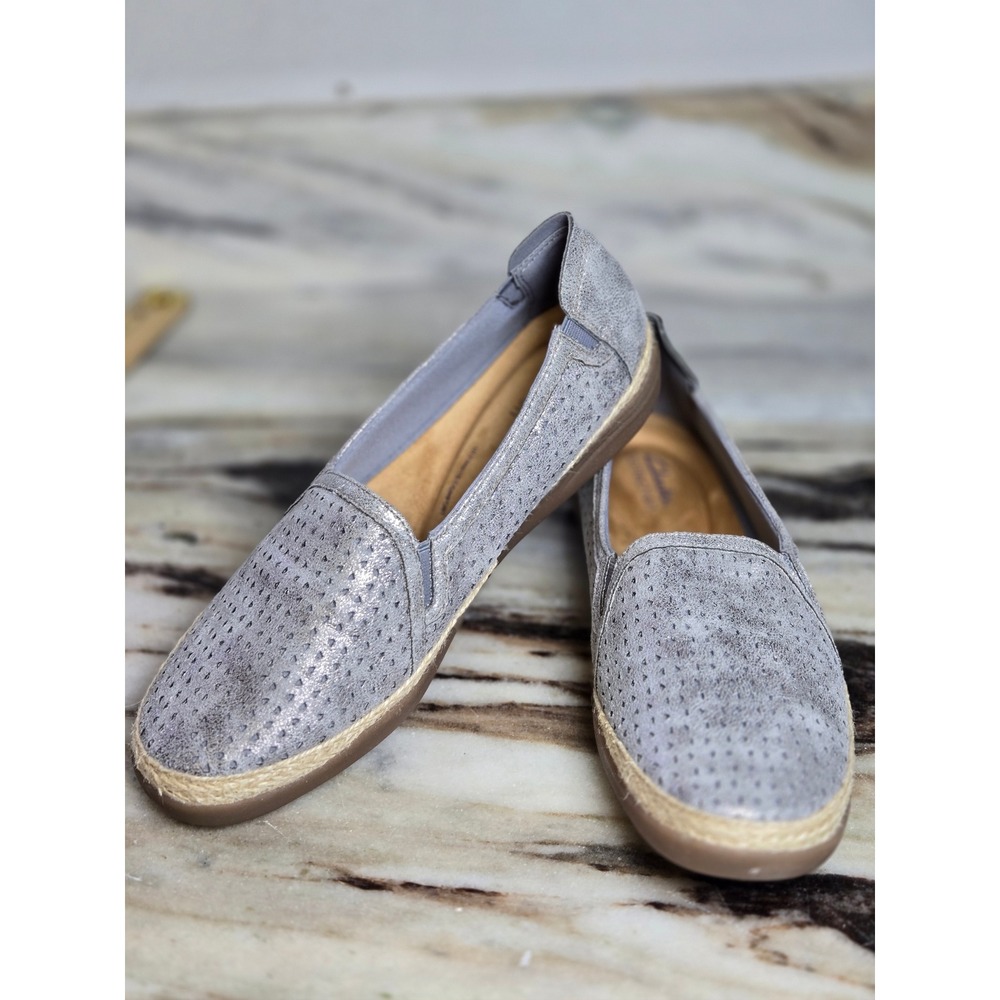 Clarks Collection Metallic Silver Grey Perforated Slip On Loafers NWB 9.5 M